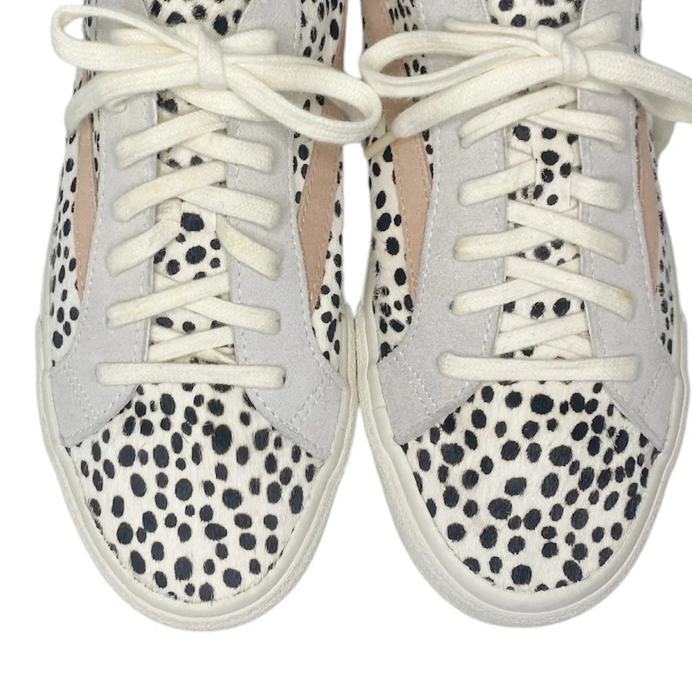 Madewell Sidewalk Low Top Sneakers in Spot Dot Calf
Hair Size 9 - Picture 10 of 14